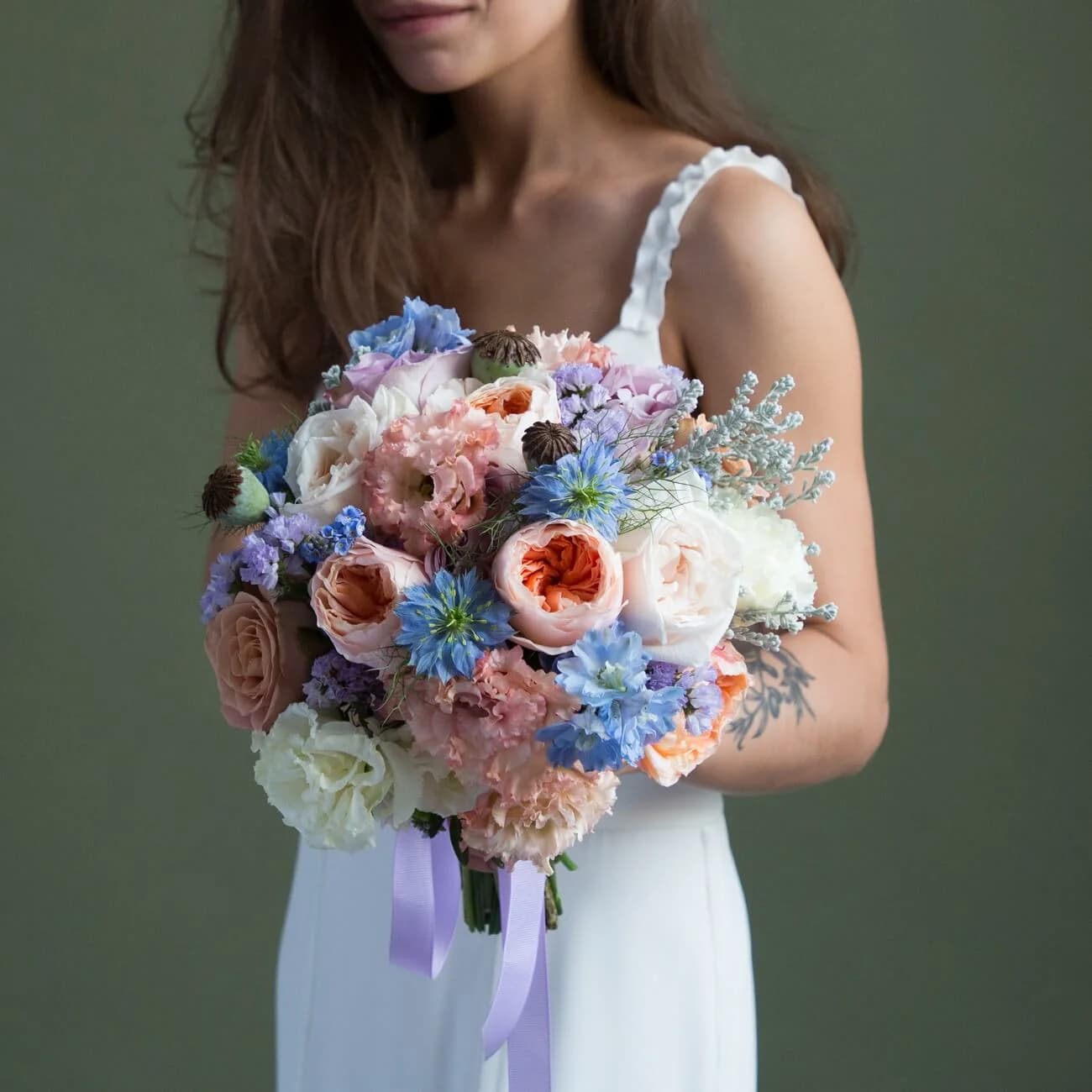 „Bridal Bouquet №11" — studiový archiv čísluje své návrhy, jako couture dům čísluje své modely