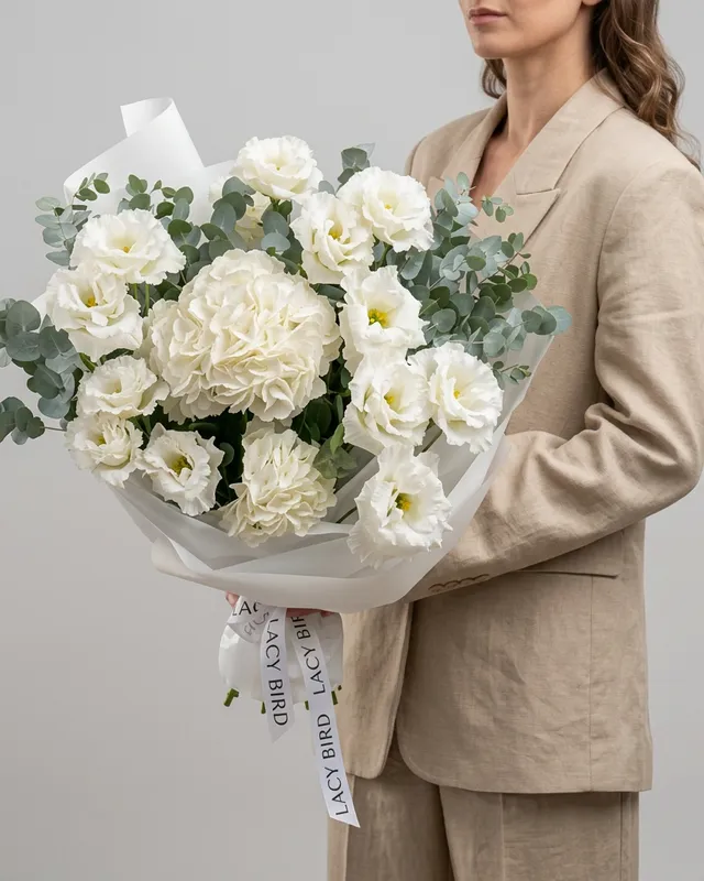 A bouquet designed and rendered in Bouquet Builder